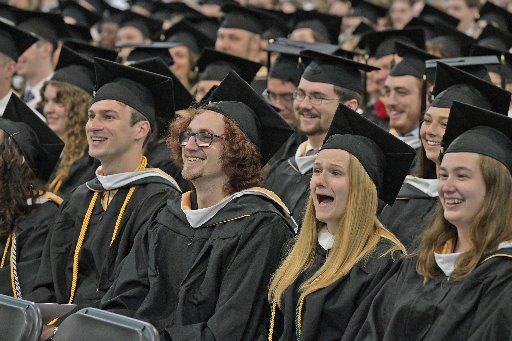 Catholic college graduates praised for pandemic resilience
