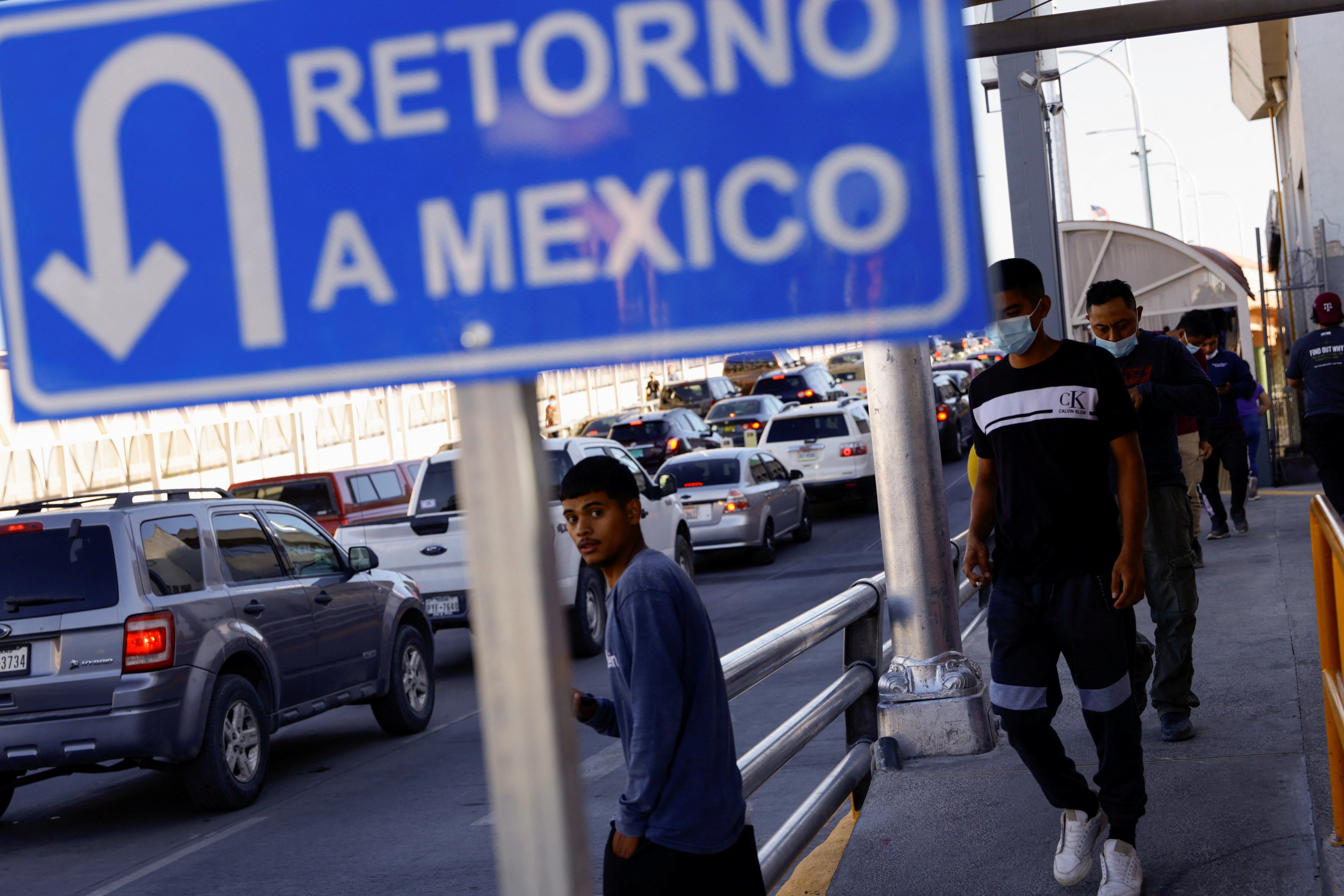 Federal judge orders Title 42 measure must remain in place at border