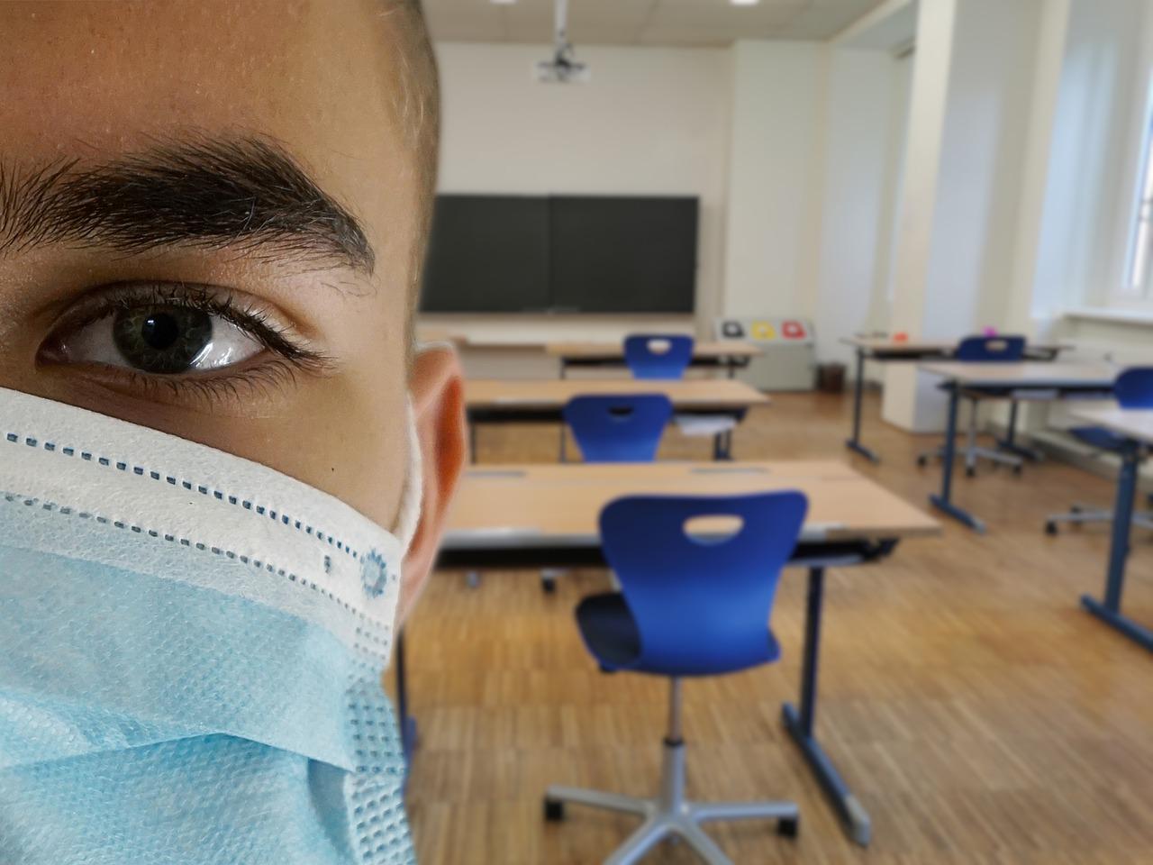 School loses challenge to expired Michigan mask order