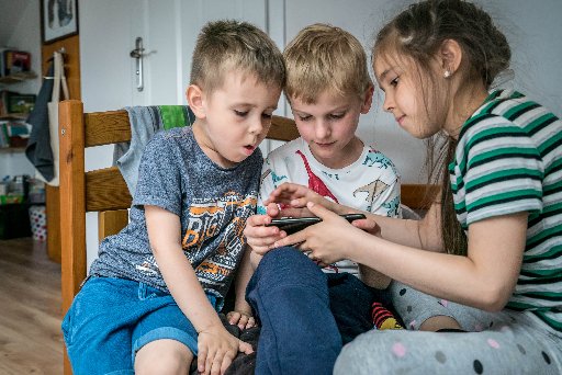 Families, women religious in Poland open their lives to Ukrainian refugees