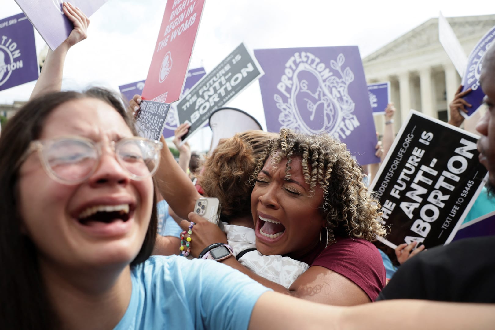 Supreme Court overturns Roe v. Wade in Dobbs decision