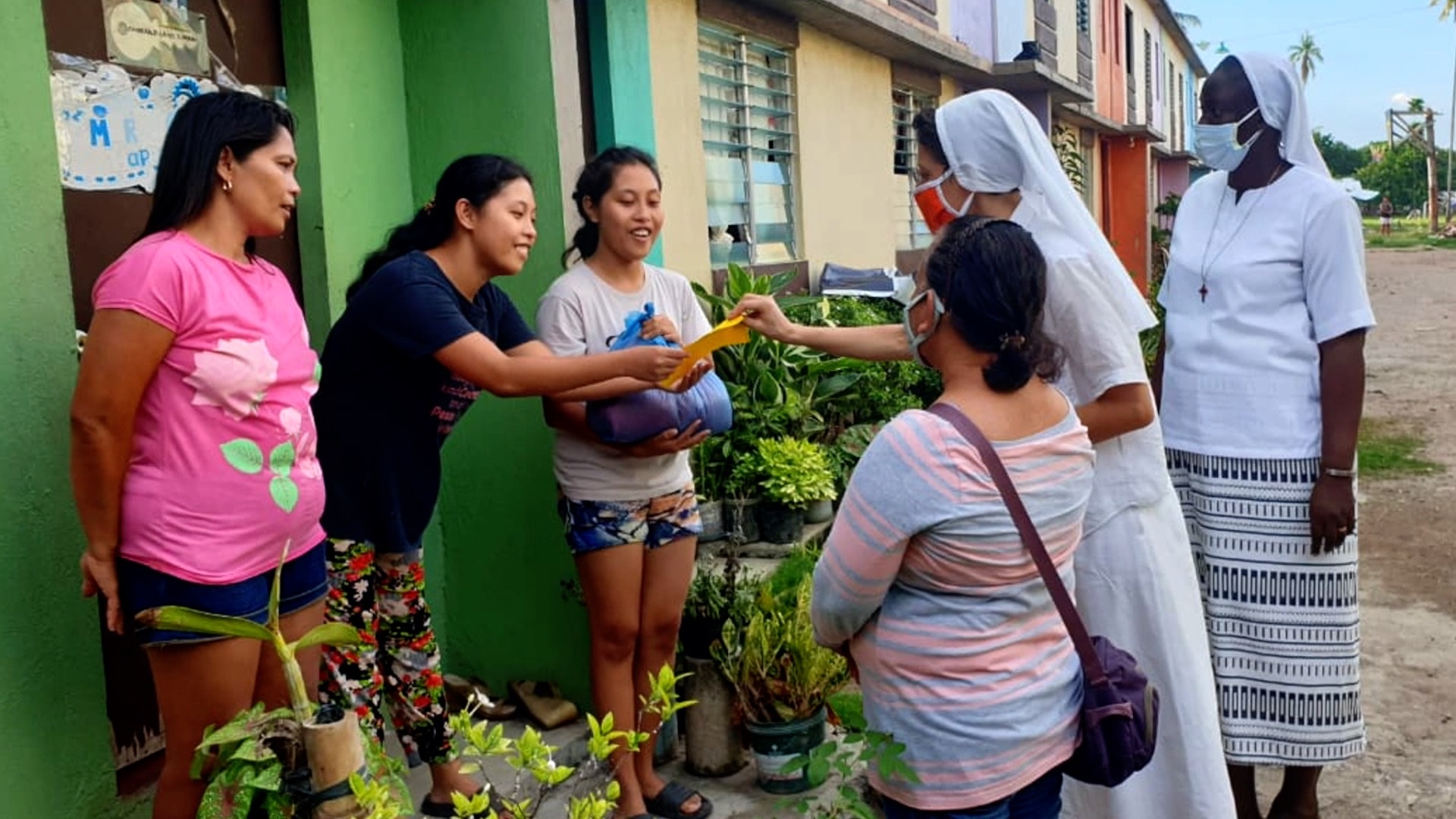 Amid push for new women’s roles, sisters highlight what they’re already doing