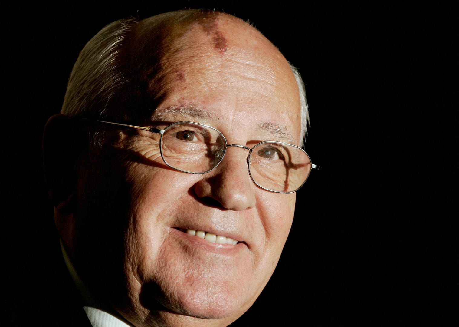 Pope praises Gorbachev’s commitment to harmony, fraternity, progress
