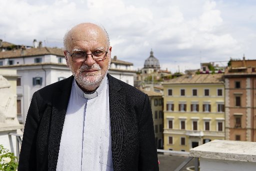 Wisdom of centuries: Swedish cardinal says much to learn from church’s past