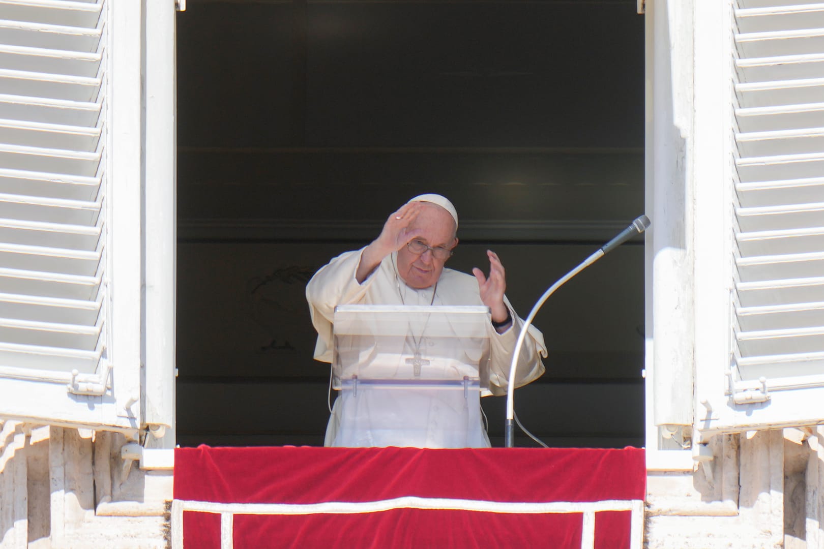 Pope warns of nuclear war risk; appeals to Putin on Ukraine | Crux