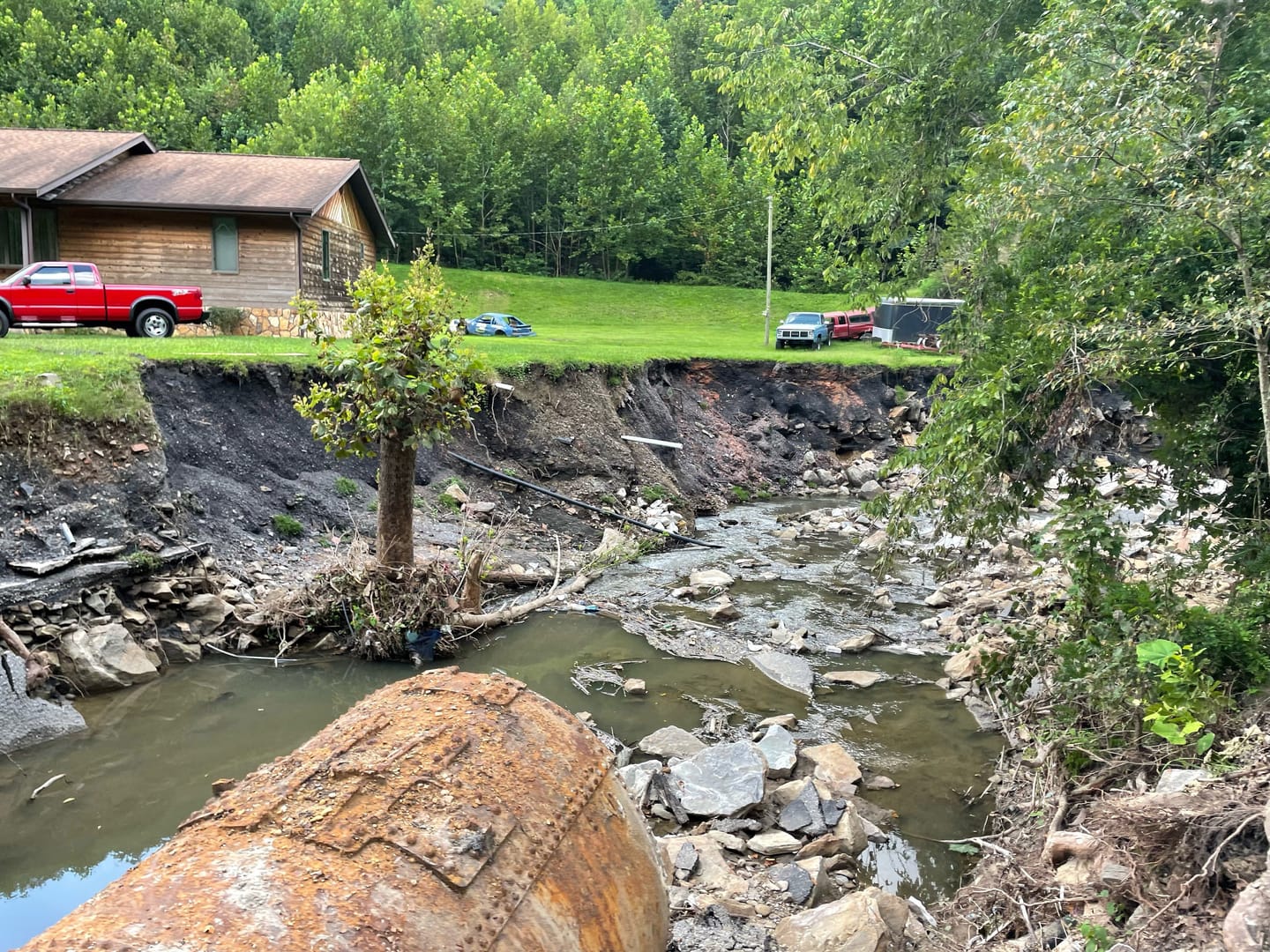 Helped after tornadoes, Catholics in western Ky. aid state’s flood victims