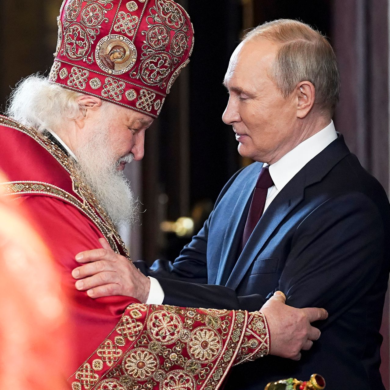 On Putin’s birthday, Russian patriarch offers praise, says power is God-given