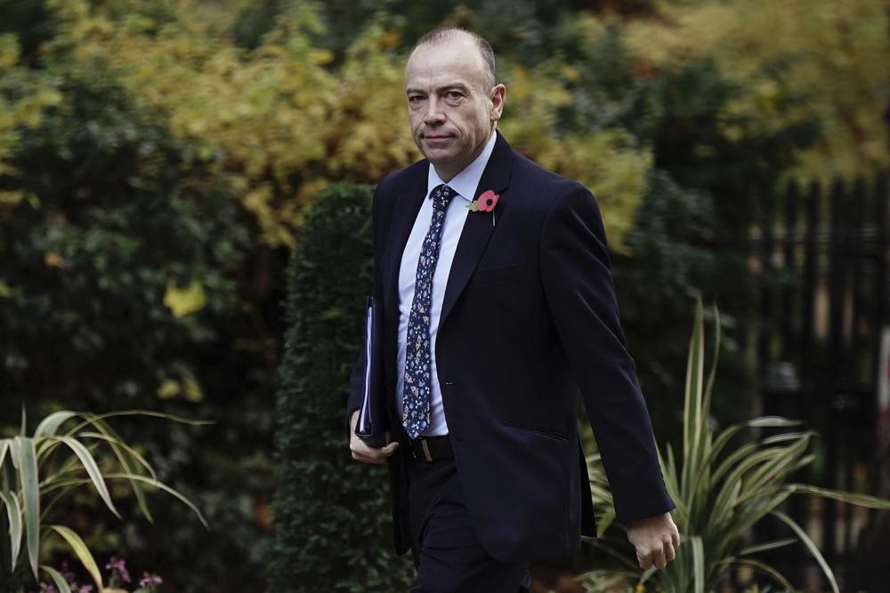 UK delays N Ireland election call to buy time for talks