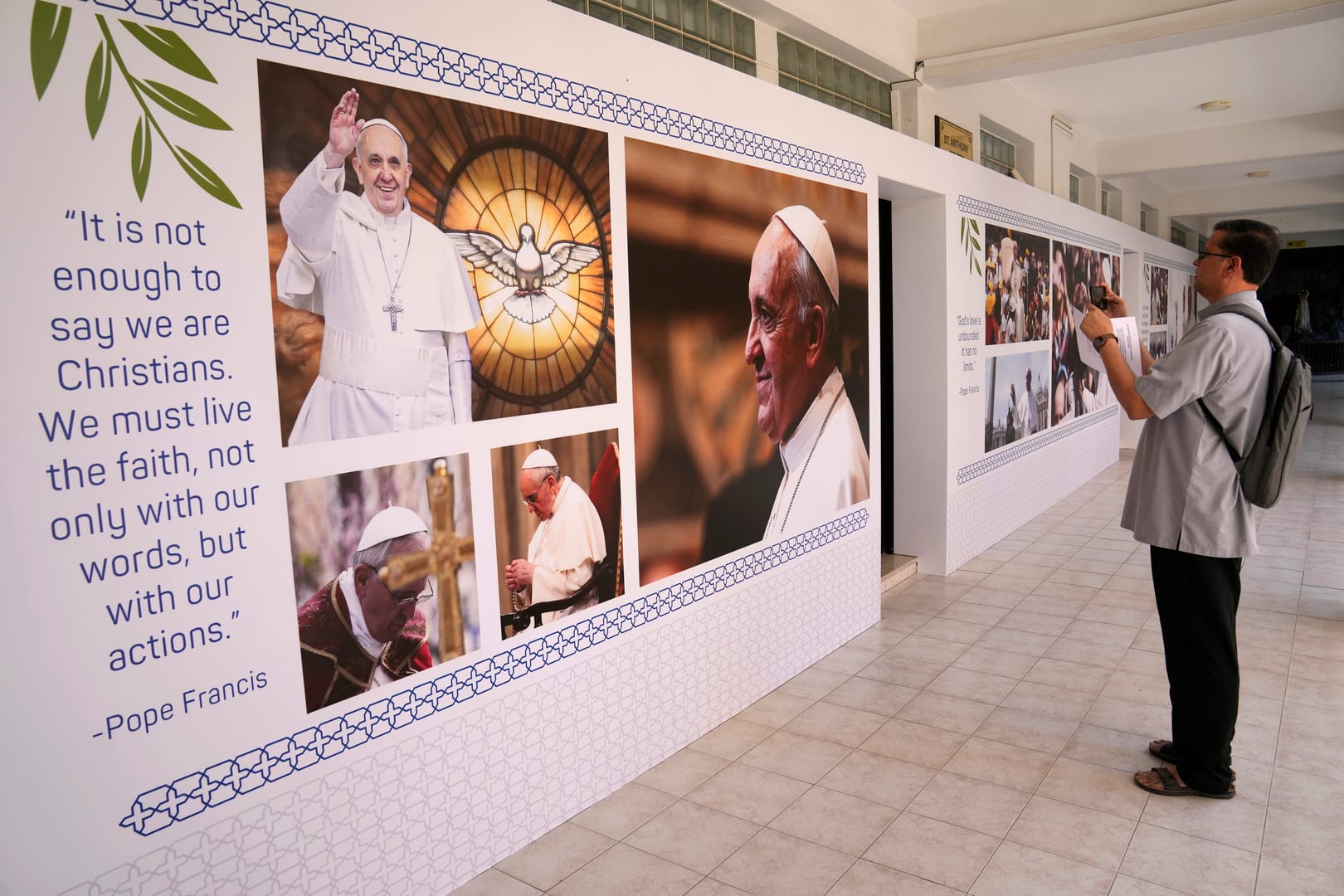 Pope presses Muslim dialogue in first papal visit to Bahrain