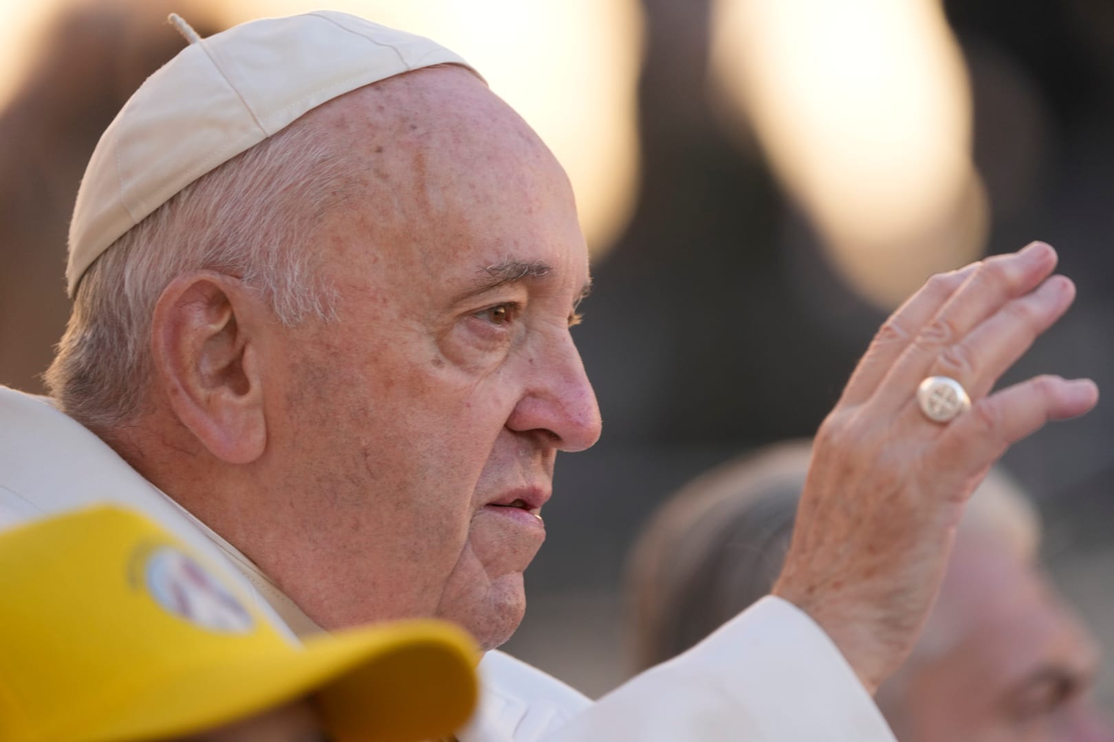 At 9-month mark of war, Pope tells Ukrainians ‘your pain is my pain’