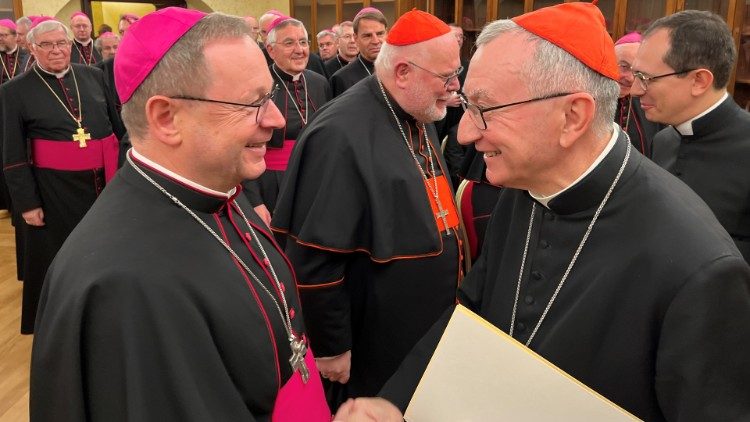 Vatican urges ‘moratorium’ on German church reform process