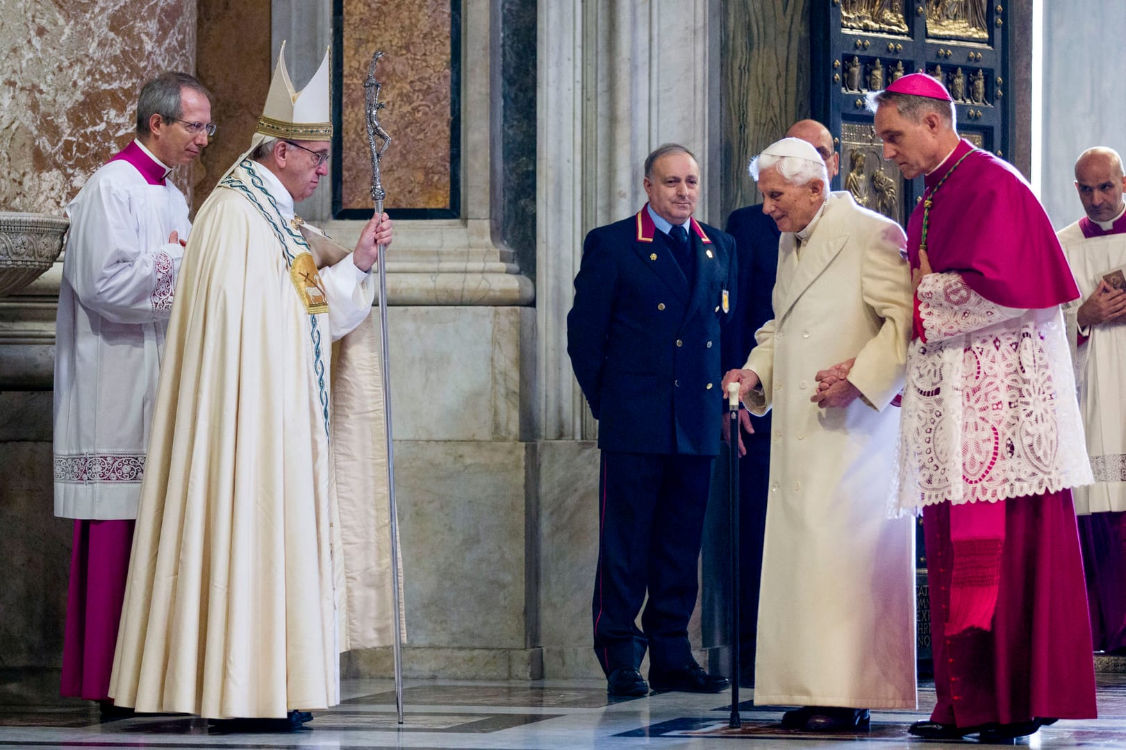 Will Benedict’s death open door to new rules for retired popes?