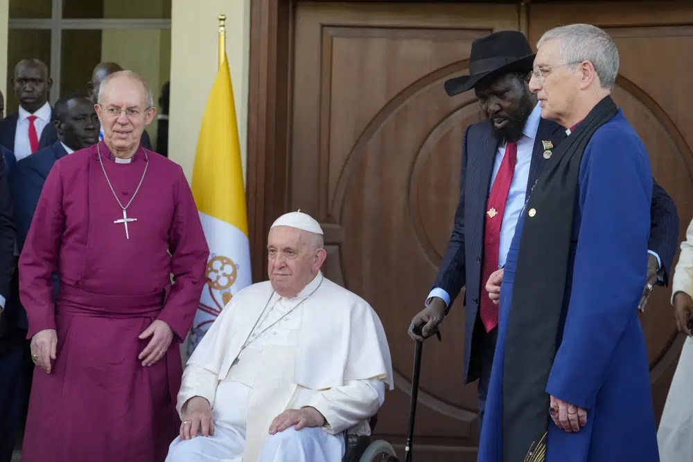 Pope in Africa hails Christian unity as force for peace, antidote to tribalism