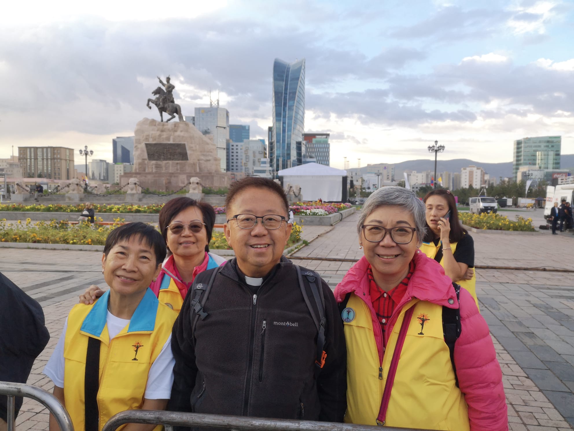 Chinese Catholics risk backlash to see Pope in Mongolia - Vimarsana News