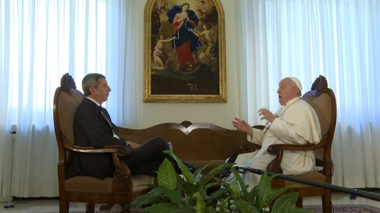 Pope Francis and the Sharron Angle strategy of media relations - Vimarsana News