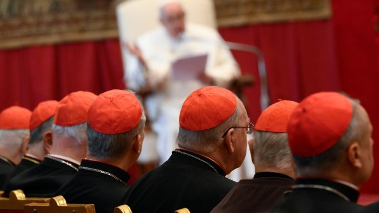 Pope calls Vatican bureaucrats to resist 'rigid ideological positions' - Vimarsana News