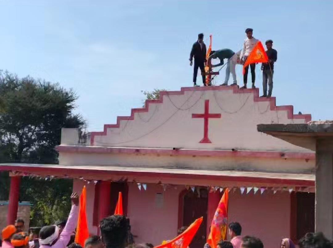 Catholics request security after Hindu radicals assault churches in central India - Vimarsana News