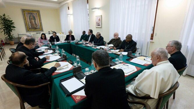 Nun who advises the Pope says he wants female deacons - Vimarsana News