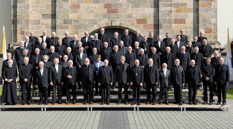 Vatican orders German bishops to halt vote on disputed 'Synodal Committee' - Vimarsana News