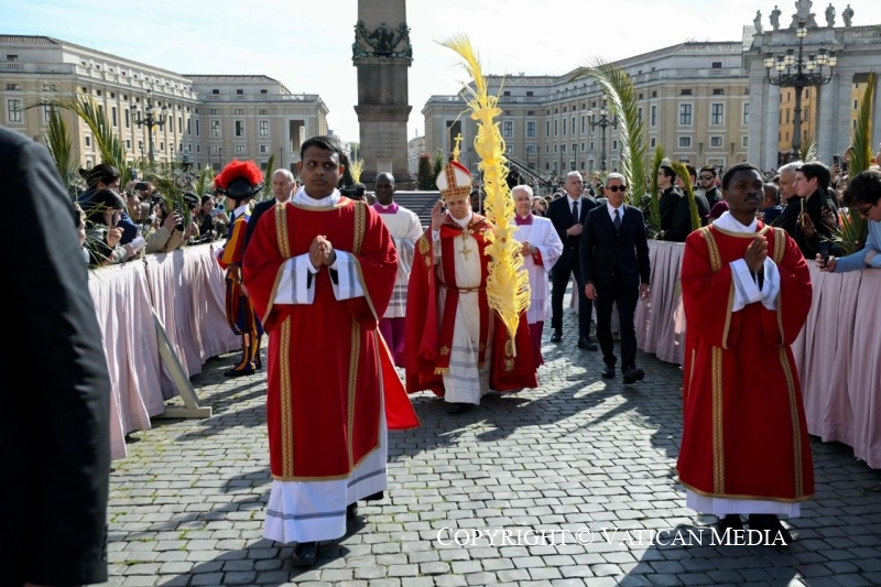 Pope opens Holy Week condemning war waged in Jesus’s name