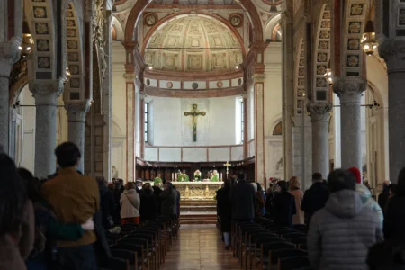 Worshippers attend Mass at the Basilica of Santa Maria delle Grazie, best known as the home of Leonardo da Vinci's "The Last Supper," in Milan, Italy, Sunday, Feb. 15, 2026. (Credit: María Teresa Hernández/AP.)