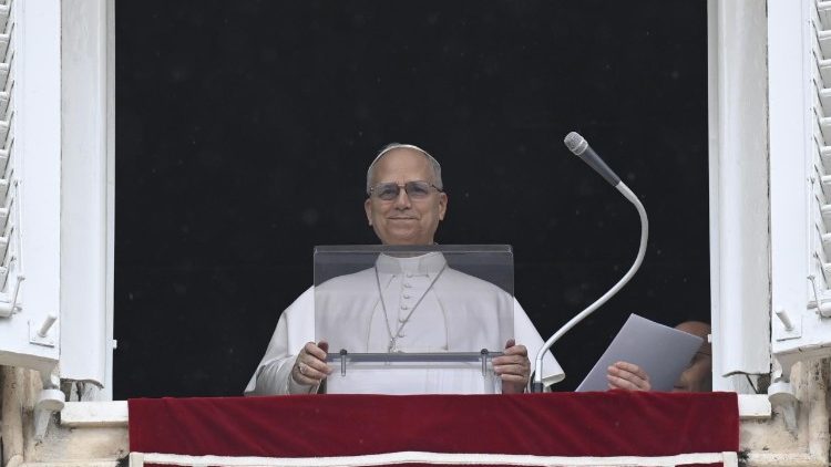 Pope calls for peace, says Christians ‘cannot remain silent’ before war
