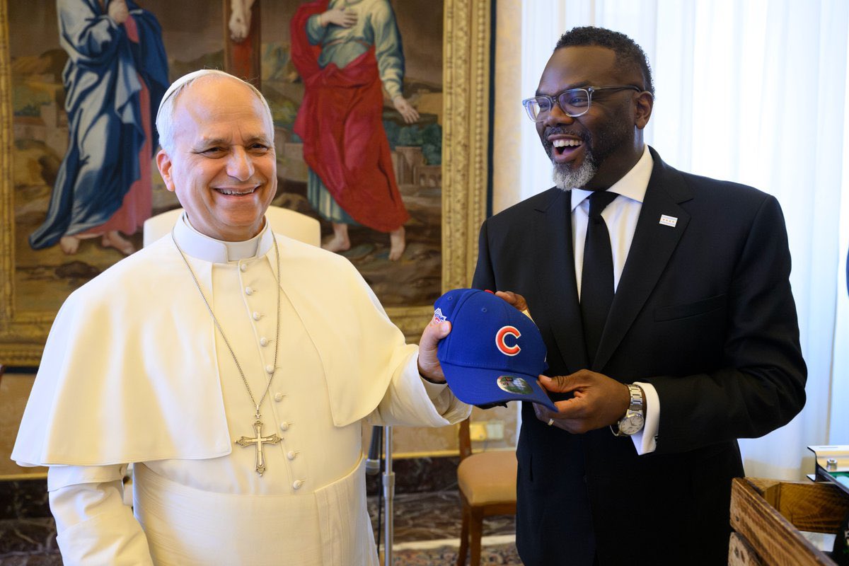 A White Sox pope and a Cubs mayor find common ground in a private Vatican meeting