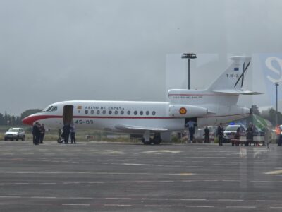 Pope to return in Spanish royal jet after tech issue grounds plane