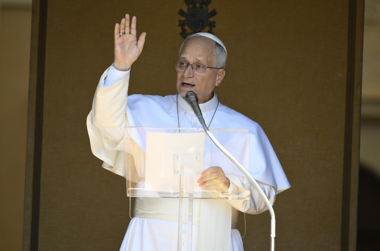 Pope appeals for persecuted Palestinian Christians as violence continues