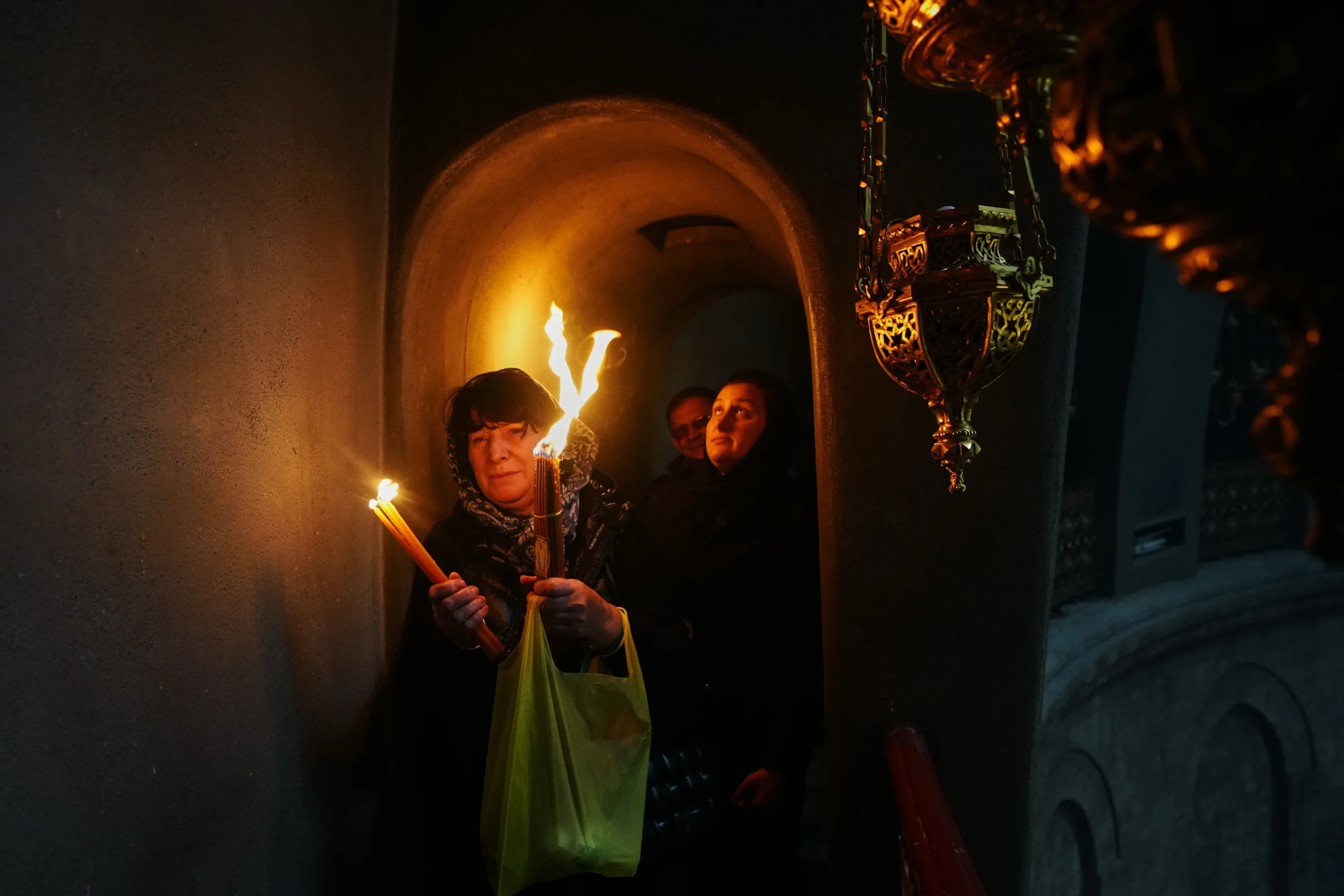 Reporter spends the night locked inside Jerusalem’s holiest church with clergy and pilgrims