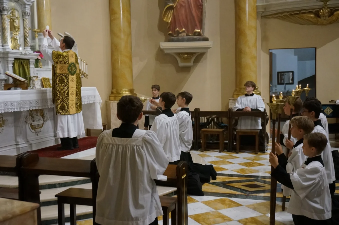 On liturgy, Leo XIV sheds light (and knows it will bring a little heat)
