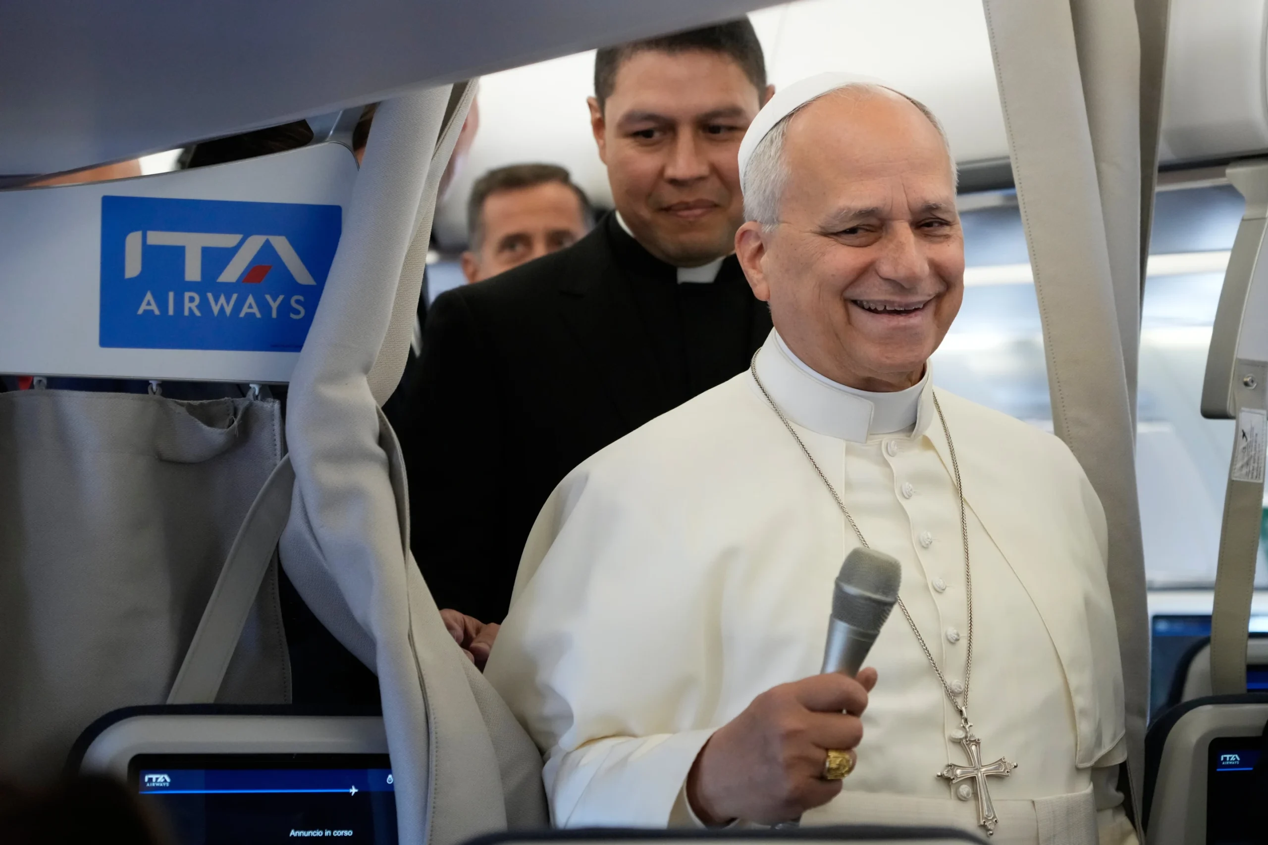 Pope Leo XIV affirms need for media to cover public figures when asked about Trump ban
