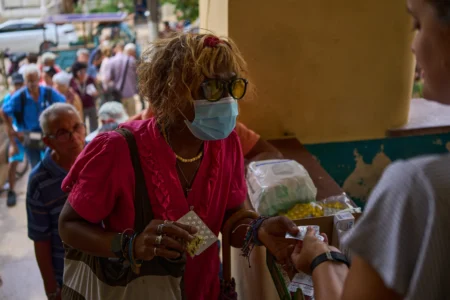 Cubans turn to free community pharmacies from Catholic Charities as medicines grow scarce
